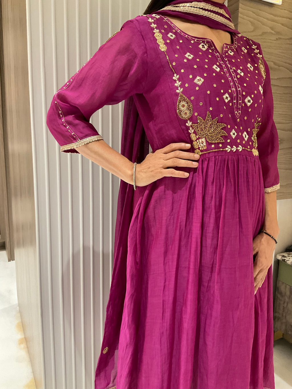 Diya Flower Onion Mul Suit