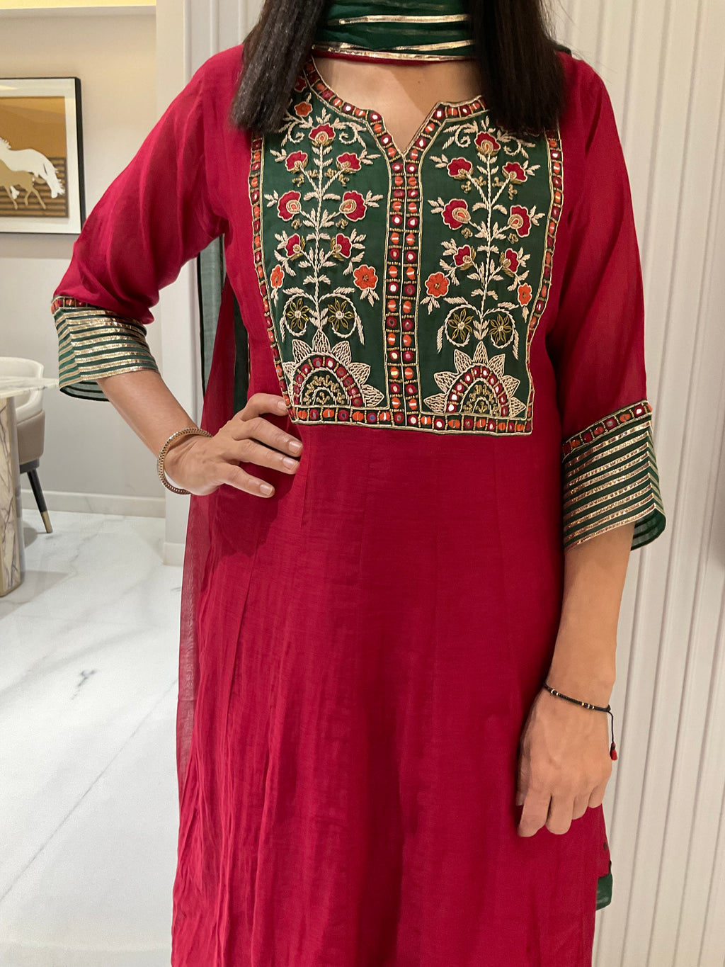 Contrast Embroidery Mul Suits