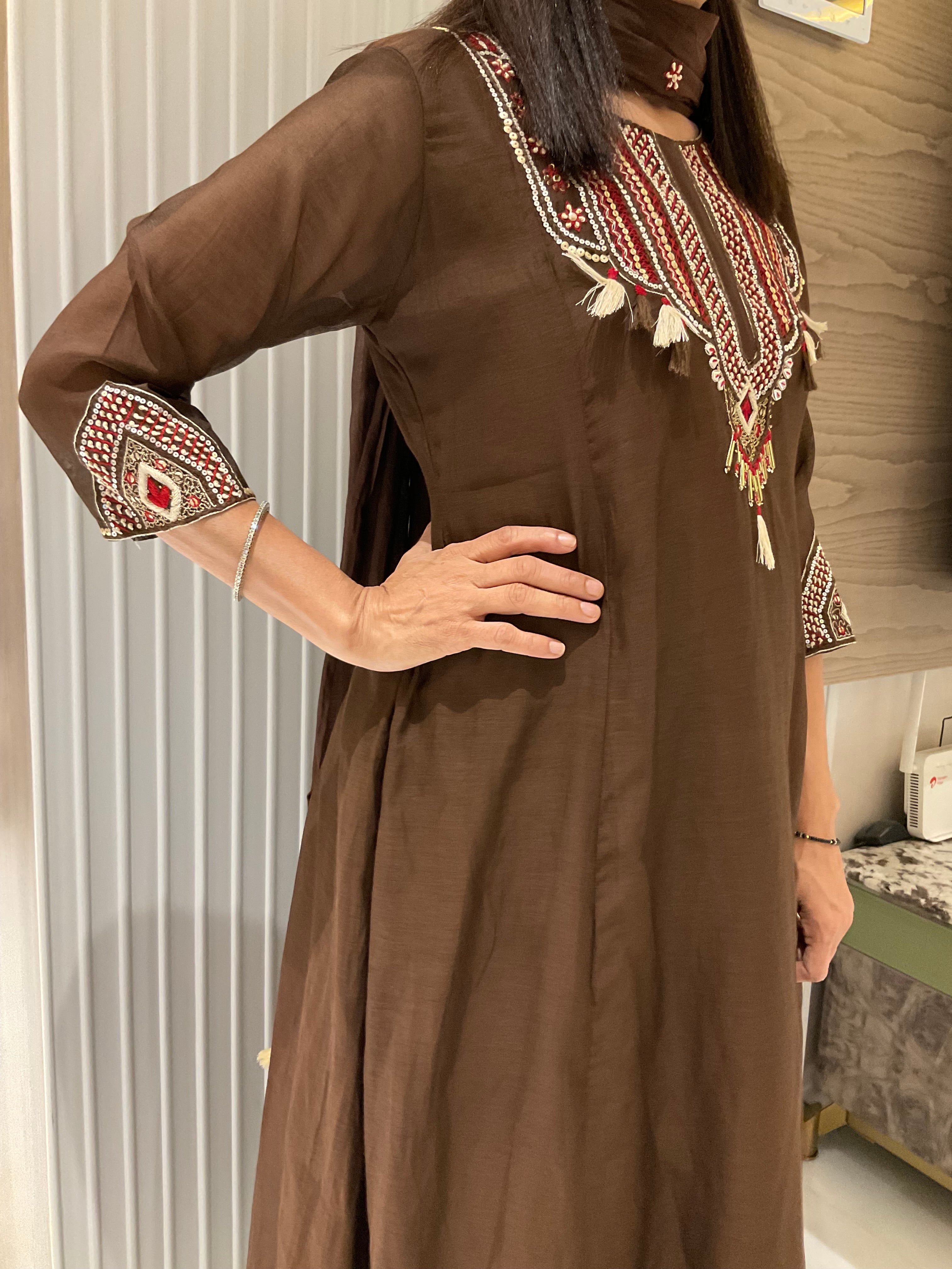 Bati Hand Work Mul Suit