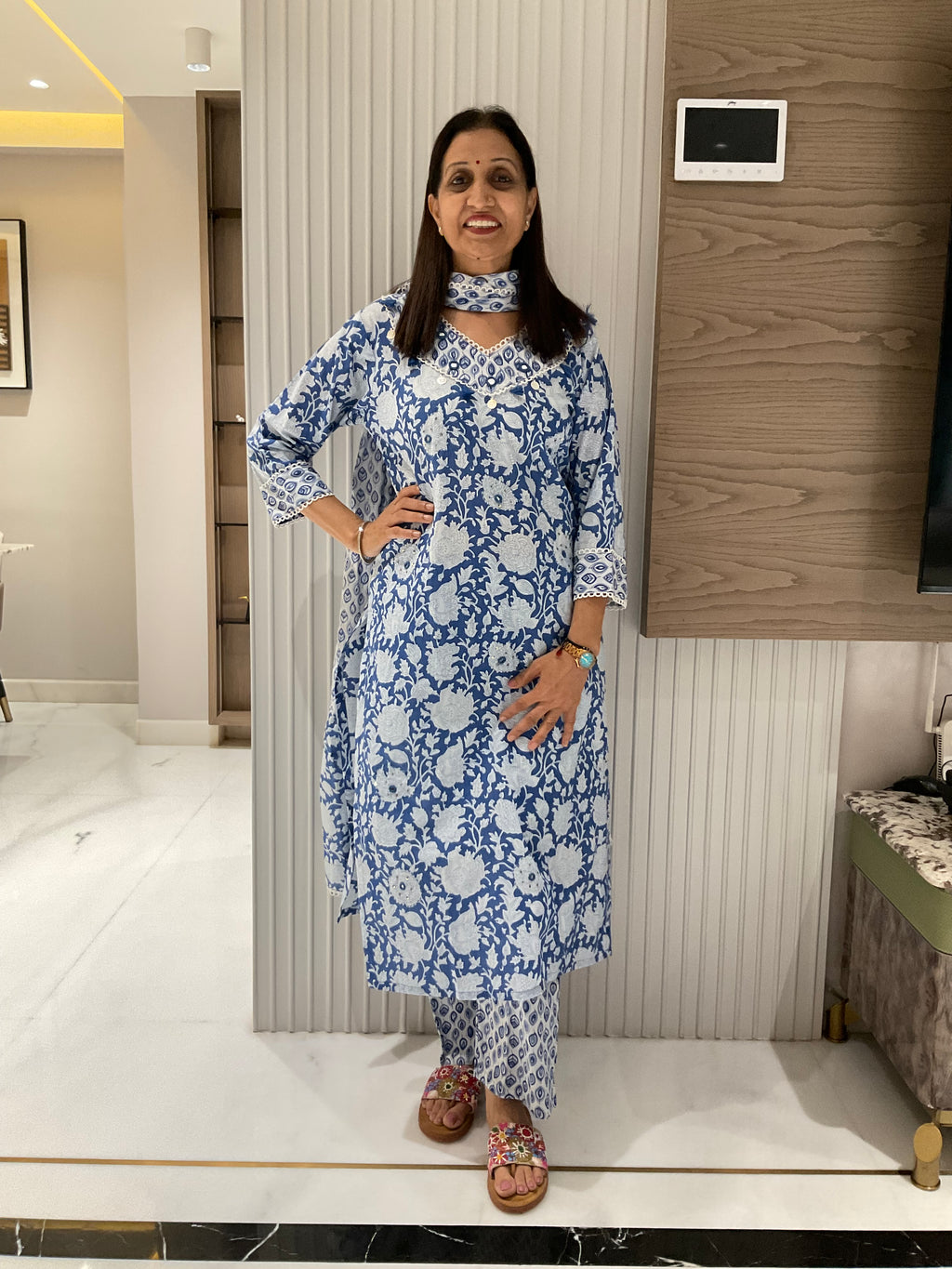 Indigo charm straight cotton suit