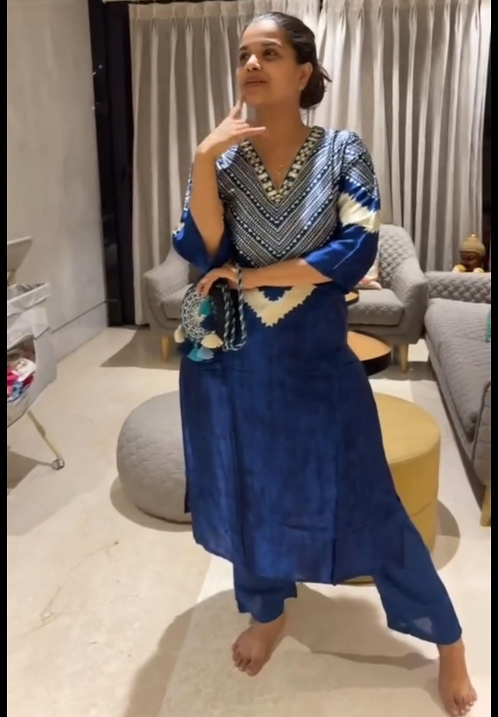 Monsoon V weave kurta set