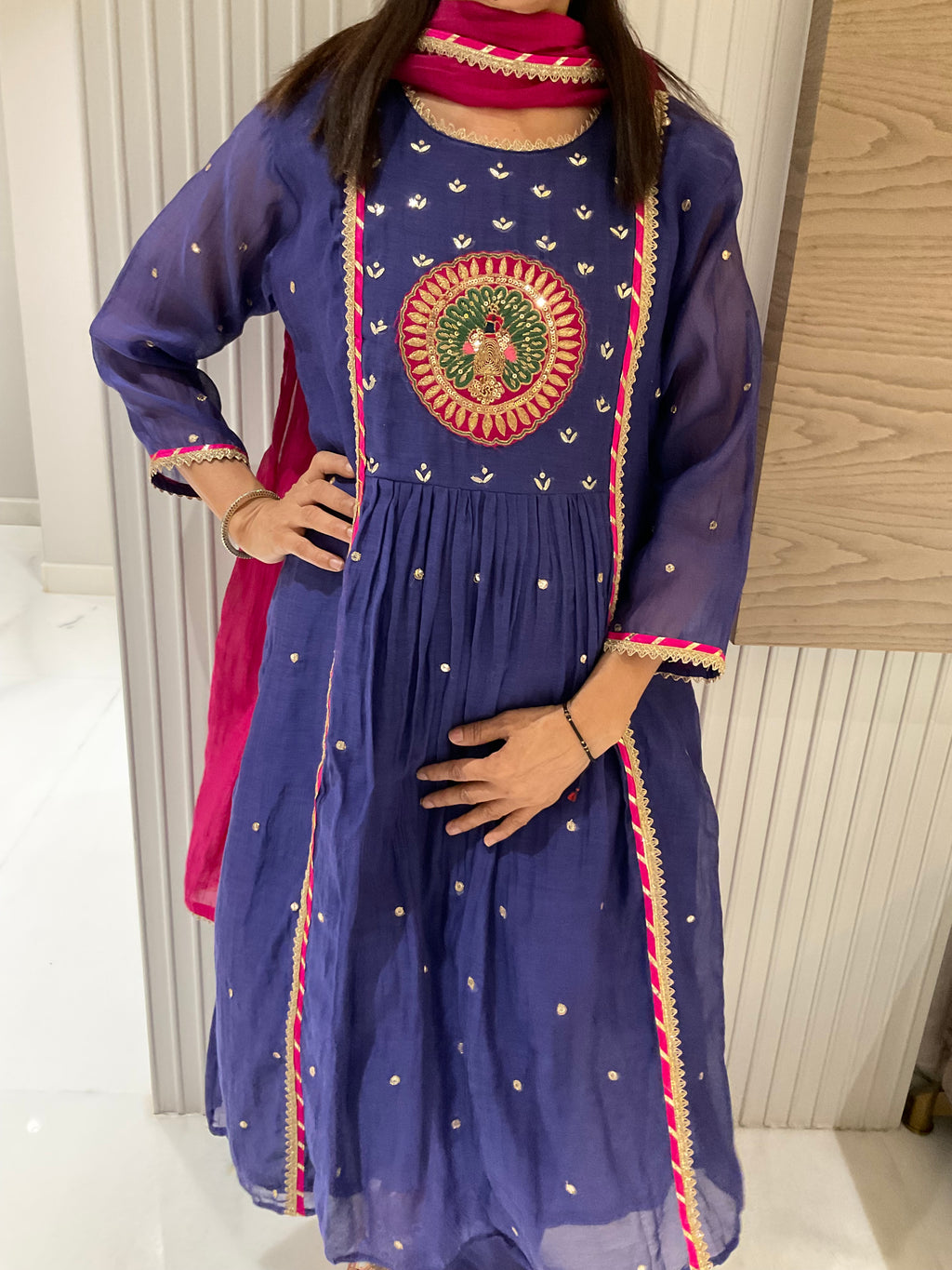 Govinda glow a-line mul suit