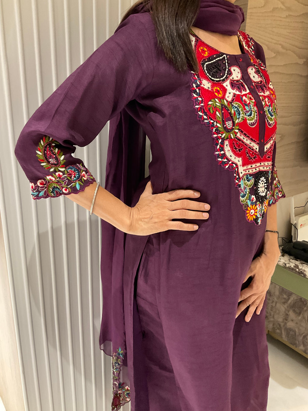 Boho rani straight dolla silk suit