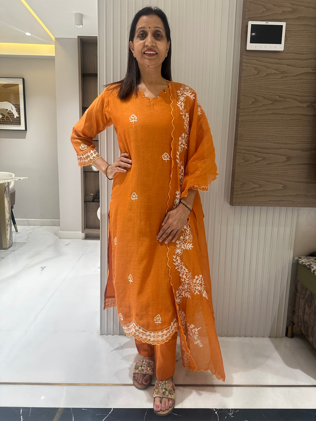 Saffron threads mul straight suits