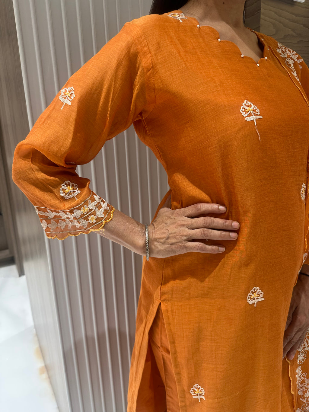 Saffron threads mul straight suits